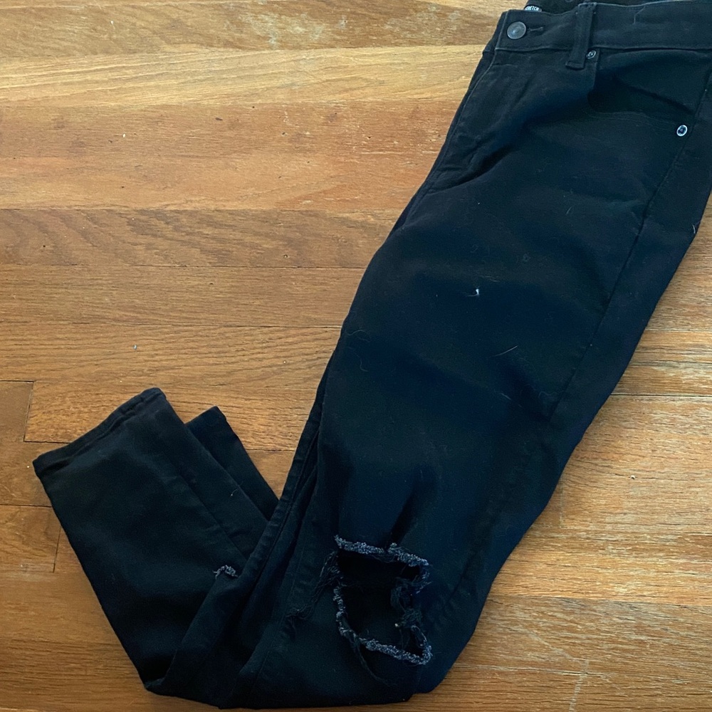 American Eagle distressed skinny jeggings